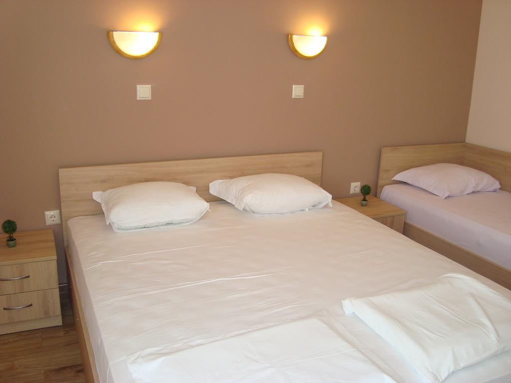 Marinela Apartments&Studio Pomorie Quarto foto