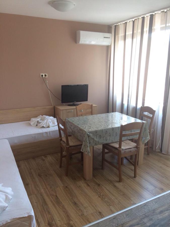 Marinela Apartments&Studio Pomorie Exterior foto