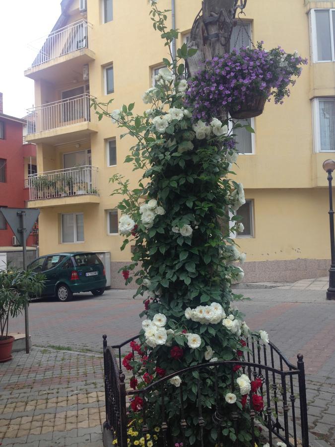 Marinela Apartments&Studio Pomorie Exterior foto